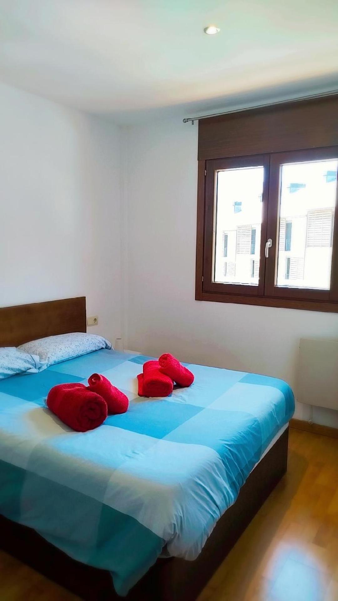 Apartaments Sort Pirineus Ngoại thất bức ảnh