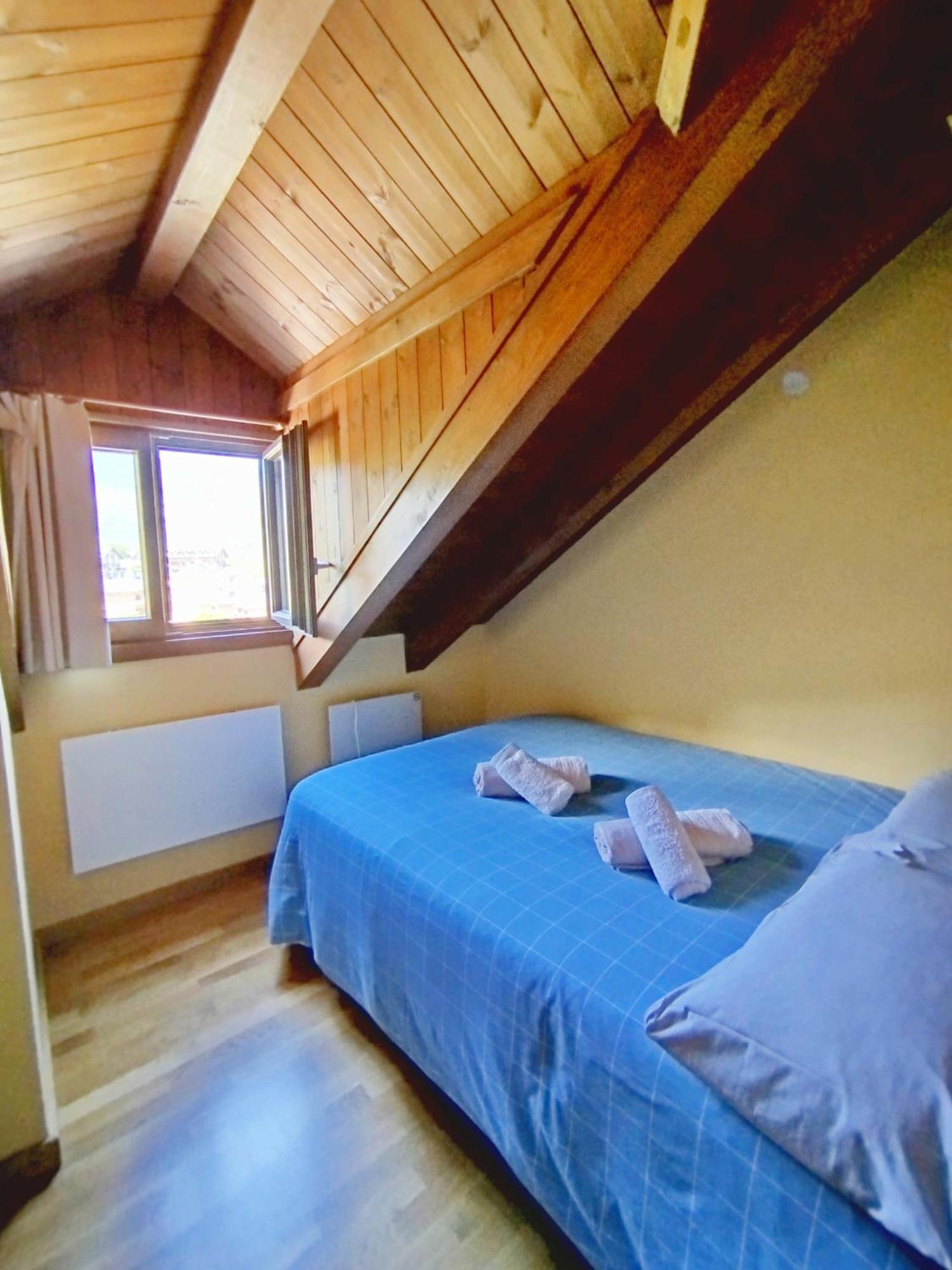 Apartaments Sort Pirineus Ngoại thất bức ảnh