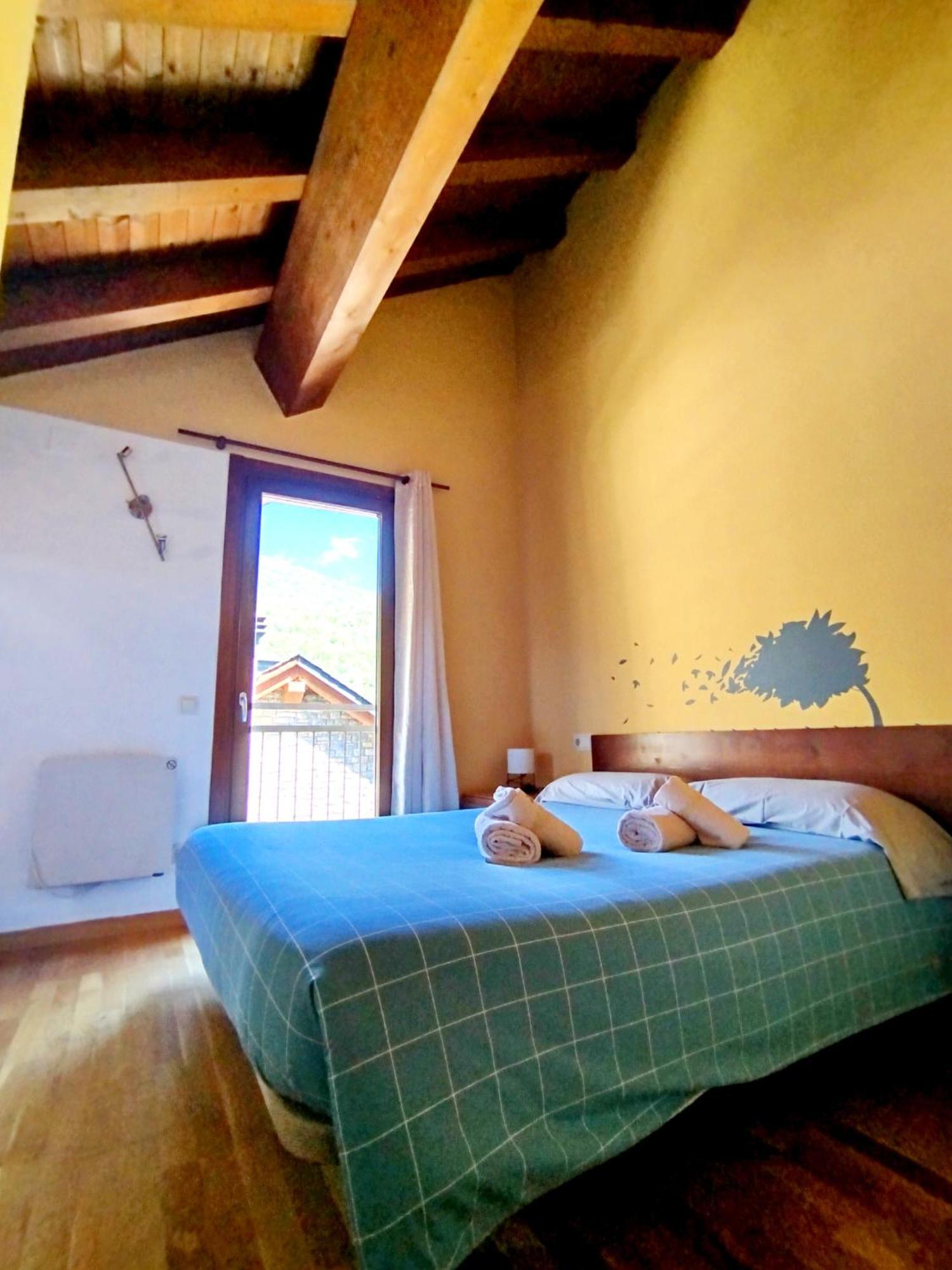 Apartaments Sort Pirineus Ngoại thất bức ảnh
